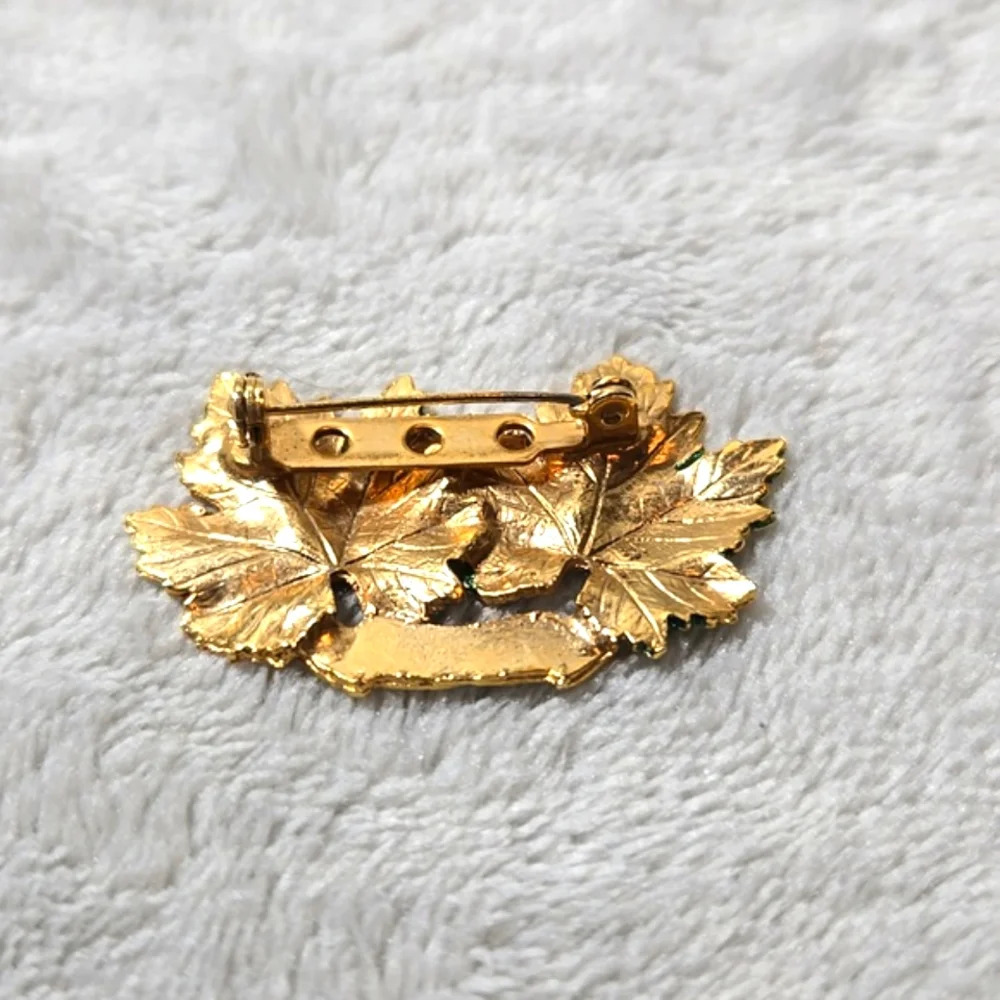 #467 VINTAGE Canada Maple leaf brooch - Picture 4 of 4